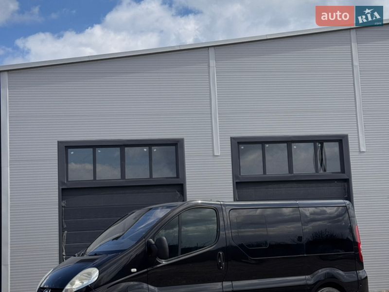 Мінівен Renault Trafic 2011 в Ізмаїлі фото 2 Мінівен Renault Trafic 2011 в Ізмаїлі