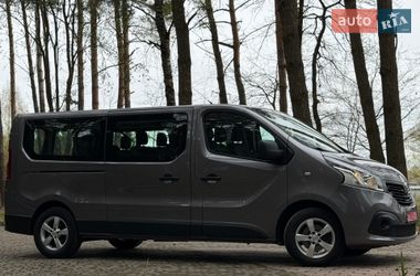 Мінівен Renault Trafic 2015 в Рожище