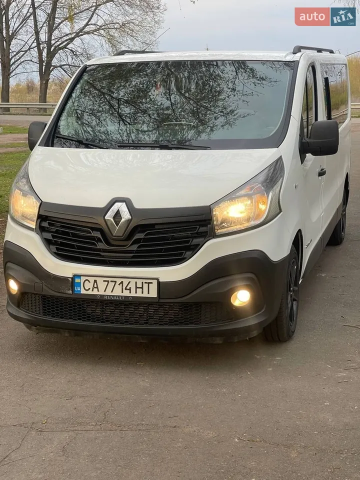 2015 Renault Trafic - мініатюра 13