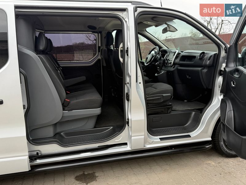 Грузопассажирский фургон Renault Trafic 2020 в Киеве