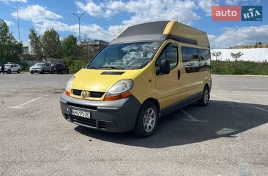 Минивэн Renault Trafic 2005 в Ужгороде