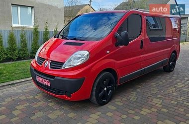 Грузопассажирский фургон Renault Trafic 2012 в Дубно