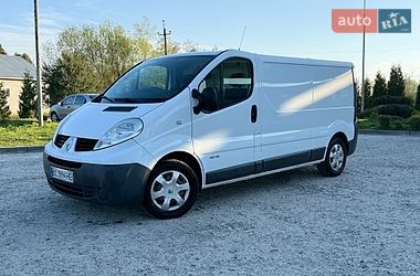 Грузовой фургон Renault Trafic 2013 в Львове