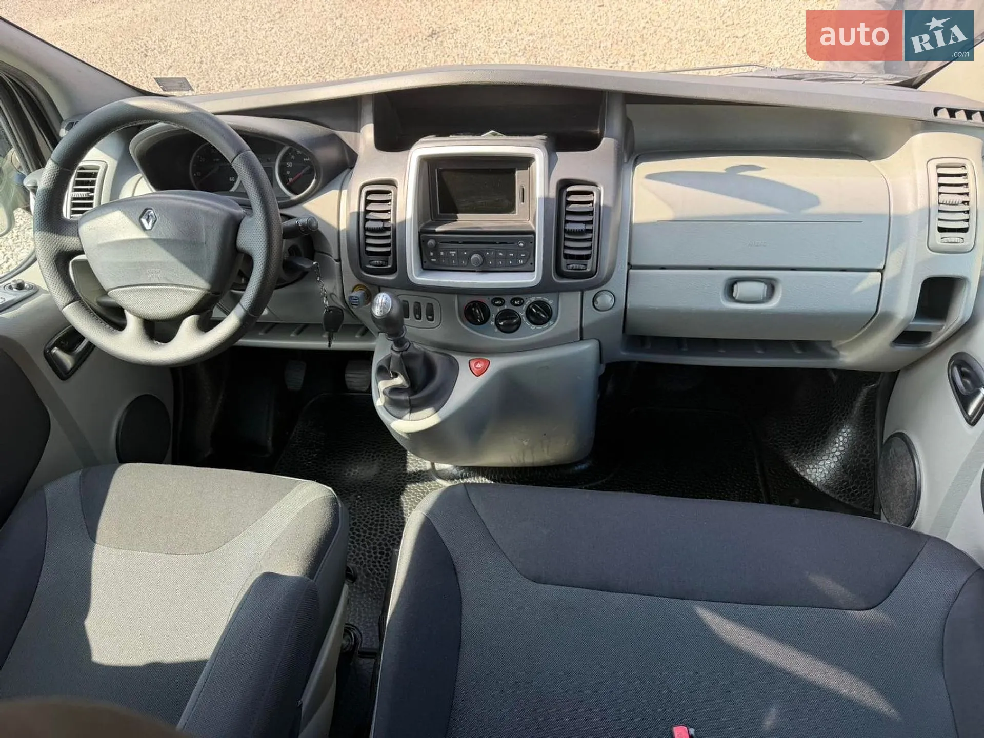 2014 Renault Trafic - мініатюра 12