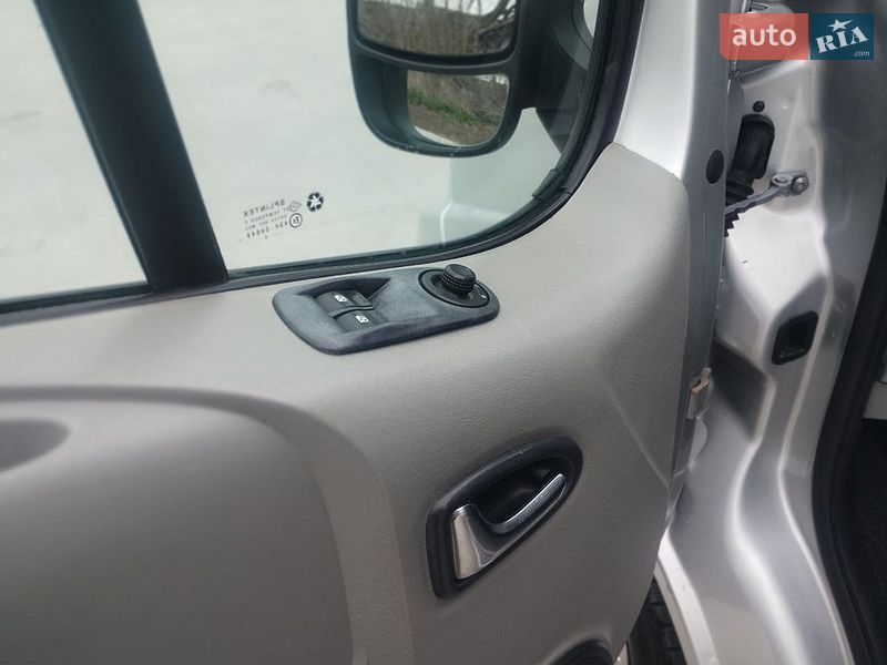 Минивэн Renault Trafic 2014 в Дубно