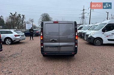 Грузопассажирский фургон Renault Trafic 2018 в Ровно