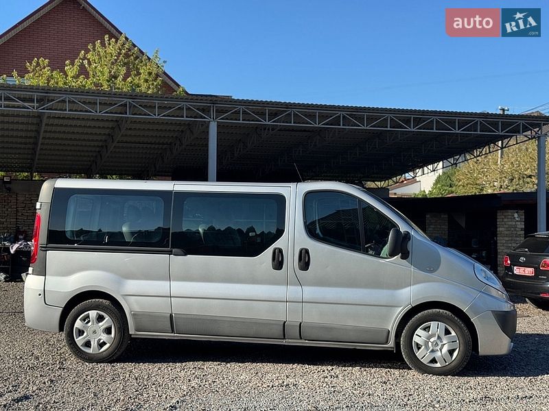 Мінівен Renault Trafic 2012 в Луцьку