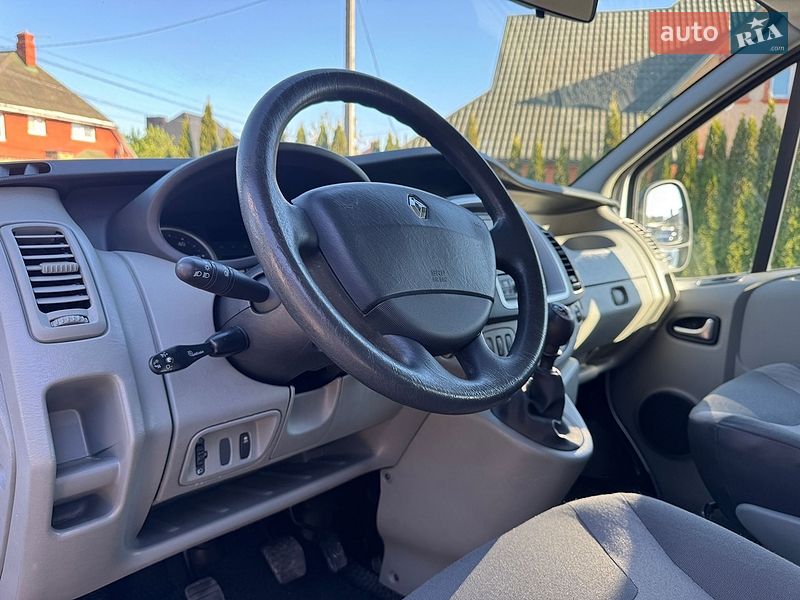 Мінівен Renault Trafic 2012 в Луцьку