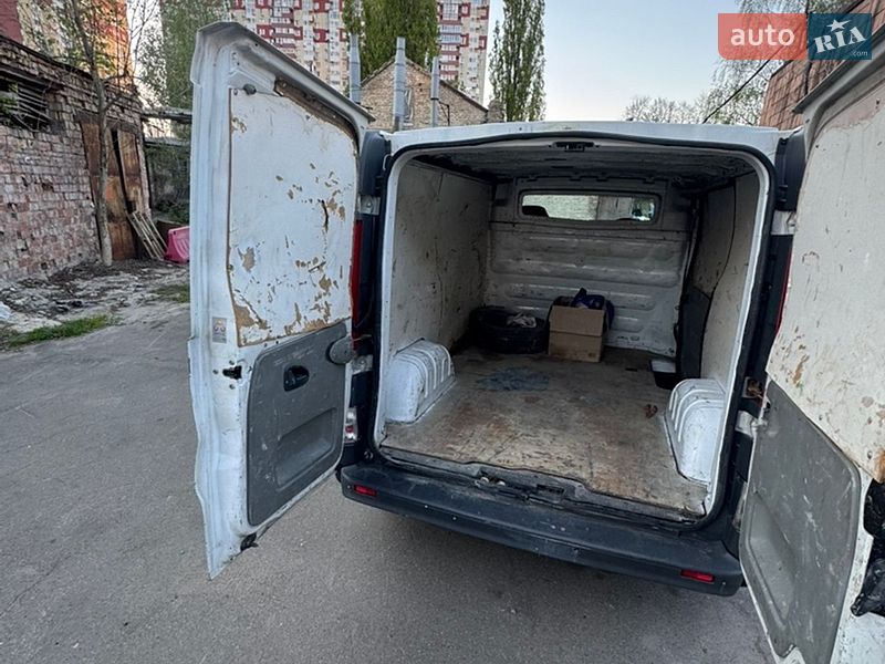 Грузовой фургон Renault Trafic 2007 в Киеве