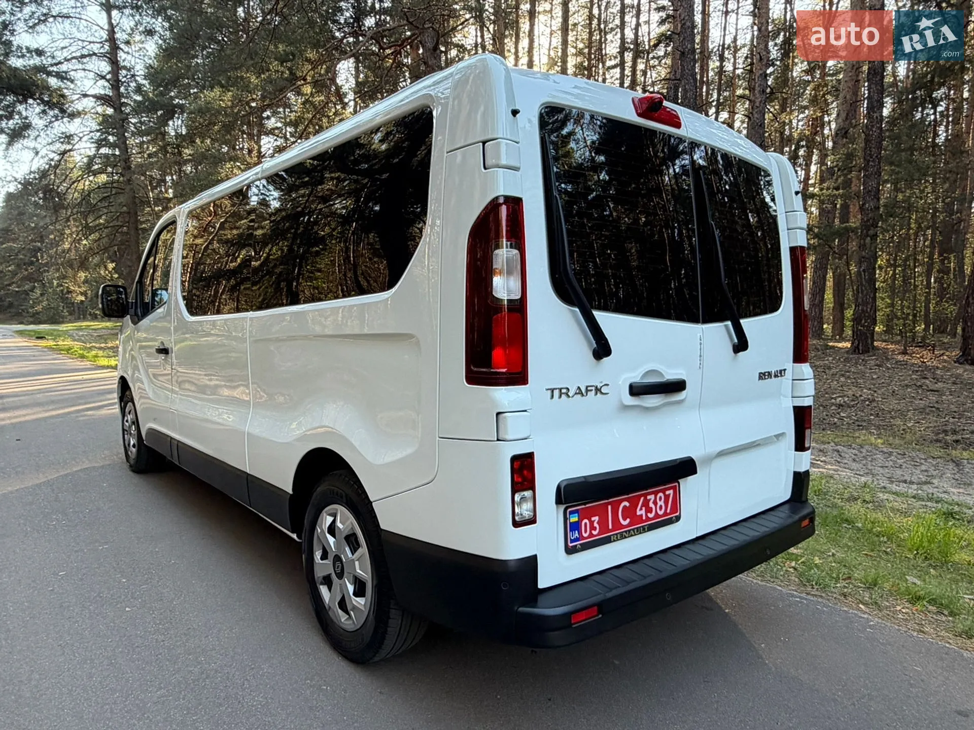 2025 Renault Trafic - мініатюра 11