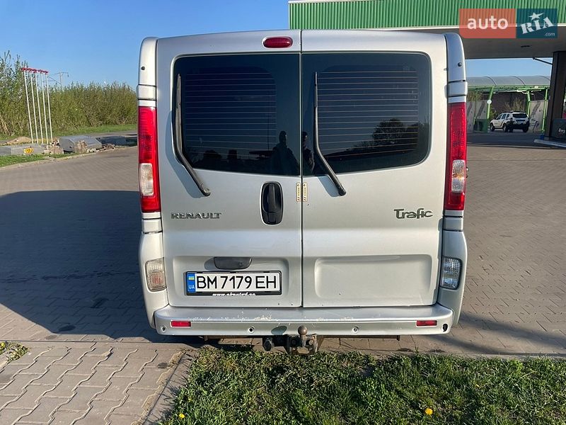 Мінівен Renault Trafic 2011 в Конотопі