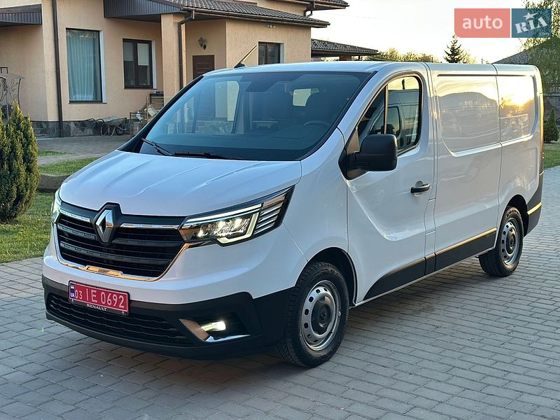 Грузовой фургон Renault Trafic 2022 в Бродах