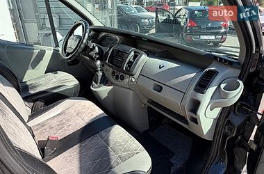 Минивэн Renault Trafic 2006 в Ровно