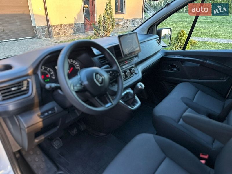 Грузовой фургон Renault Trafic 2022 в Бродах