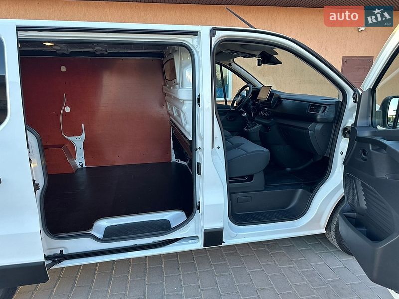 Грузовой фургон Renault Trafic 2022 в Бродах