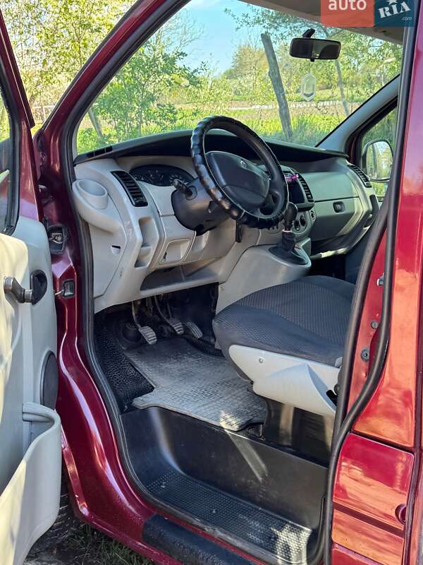 Минивэн Renault Trafic 2003 в Тернополе
