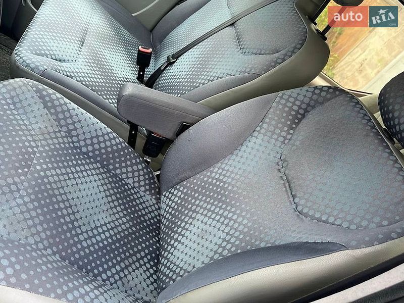 Минивэн Renault Trafic 2008 в Желтых Водах