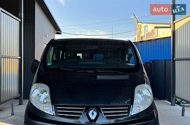 Микроавтобус Renault Trafic 2011 в Ровно