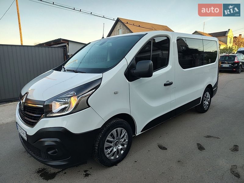Минивэн Renault Trafic 2021 в Дубно
