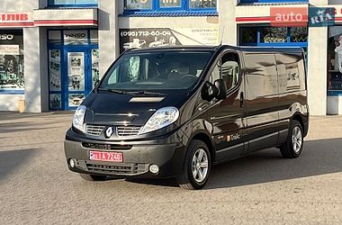 Грузовой фургон Renault Trafic 2012 в Бродах
