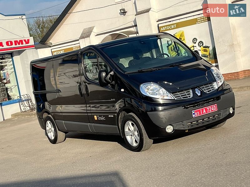 Грузовой фургон Renault Trafic 2012 в Бродах