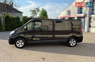 Грузовой фургон Renault Trafic 2012 в Бродах
