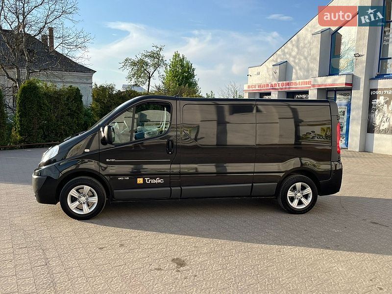 Грузовой фургон Renault Trafic 2012 в Бродах