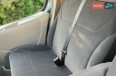 Грузовой фургон Renault Trafic 2012 в Бродах