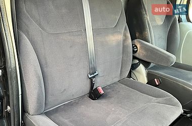 Грузовой фургон Renault Trafic 2012 в Бродах