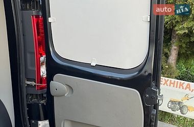 Грузовой фургон Renault Trafic 2012 в Бродах