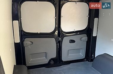 Грузовой фургон Renault Trafic 2012 в Бродах