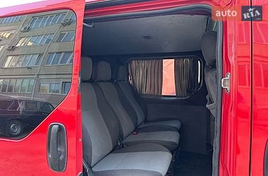Грузопассажирский фургон Renault Trafic 2006 в Каменец-Подольском