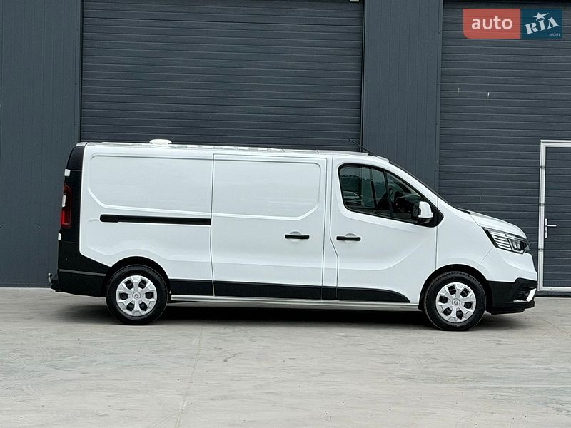Грузовой фургон Renault Trafic 2023 в Дубно