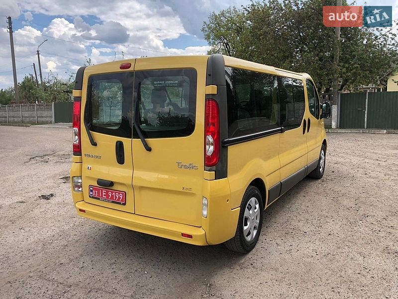 Минивэн Renault Trafic 2012 в Рожище