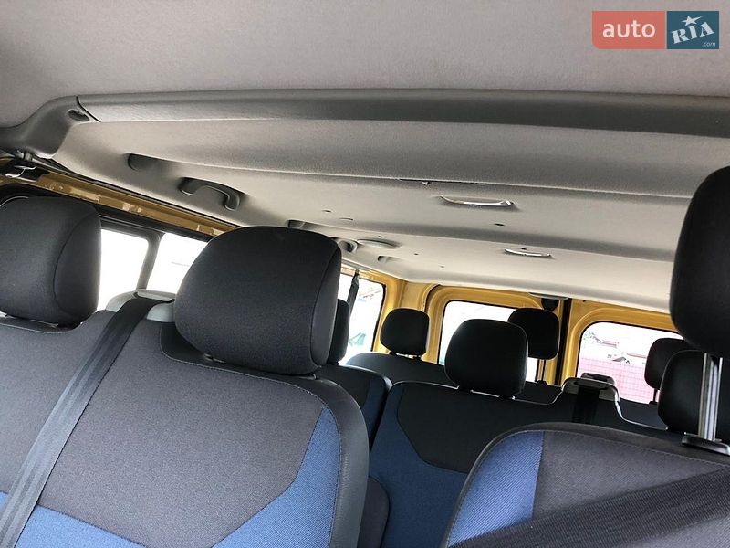 Минивэн Renault Trafic 2012 в Рожище
