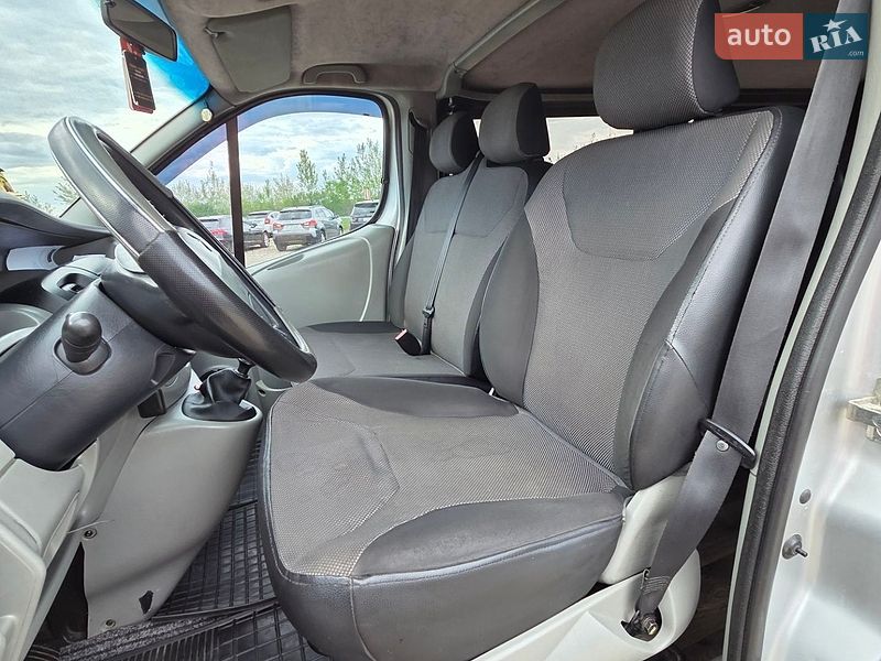 Минивэн Renault Trafic 2008 в Коломые