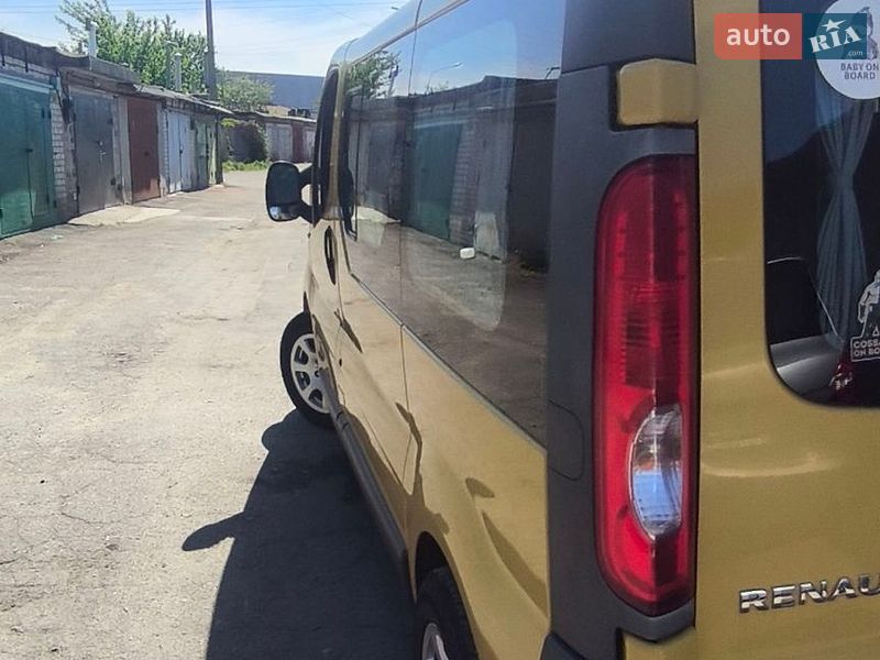 Минивэн Renault Trafic 2008 в Киеве