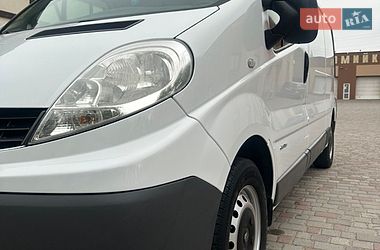 Вантажний фургон Renault Trafic 2014 в Рівному