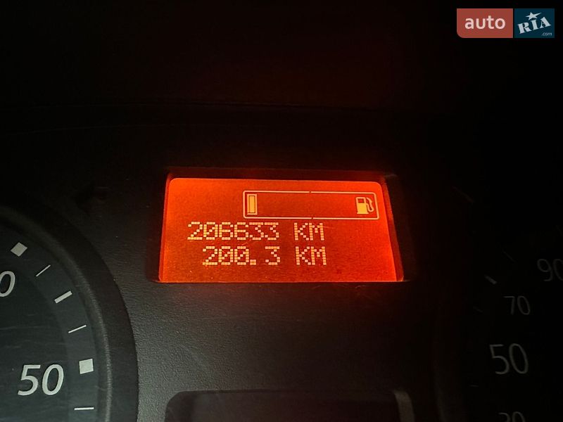 Вантажний фургон Renault Trafic 2014 в Рівному