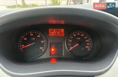 Вантажний фургон Renault Trafic 2014 в Рівному
