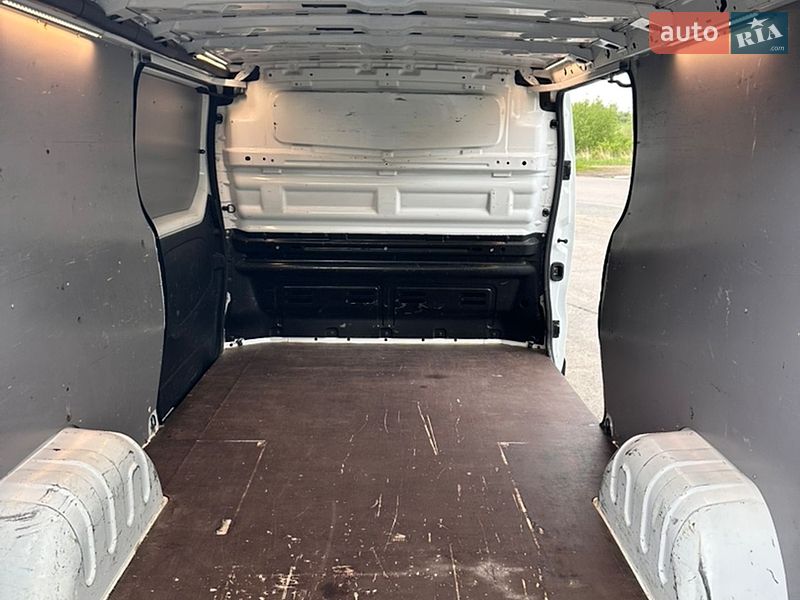 Вантажний фургон Renault Trafic 2019 в Івано-Франківську
