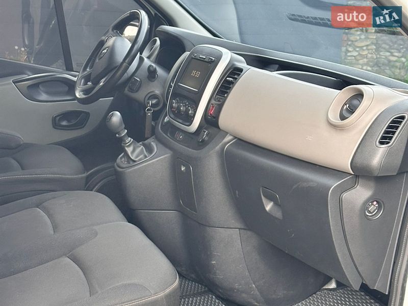 Вантажний фургон Renault Trafic 2019 в Івано-Франківську