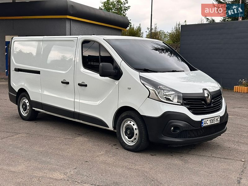 Вантажний фургон Renault Trafic 2019 в Івано-Франківську