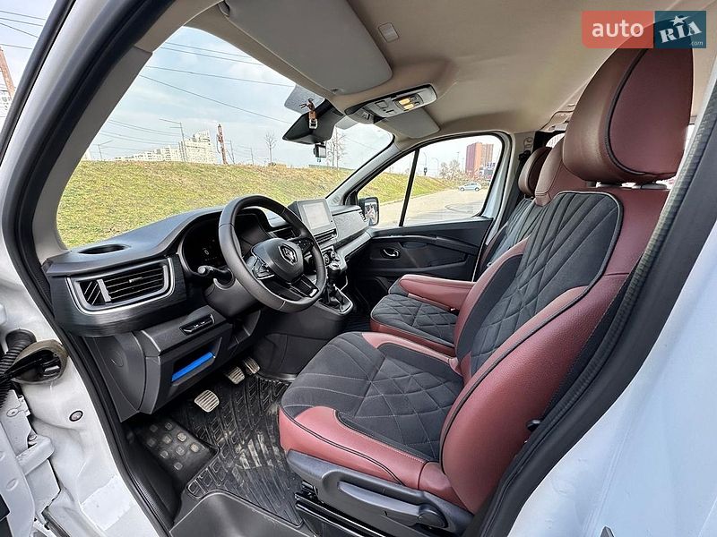 Минивэн Renault Trafic 2022 в Киеве