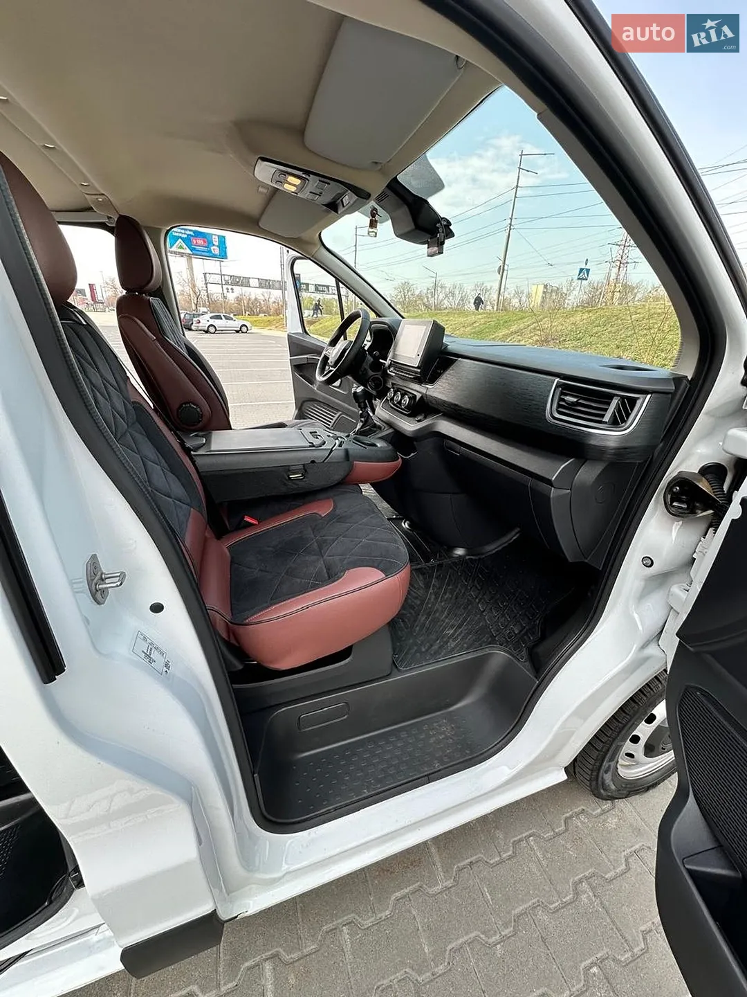 2022 Renault Trafic - мініатюра 23