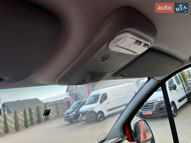 Грузовой фургон Renault Trafic 2013 в Луцке