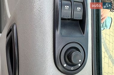 Грузовой фургон Renault Trafic 2013 в Луцке