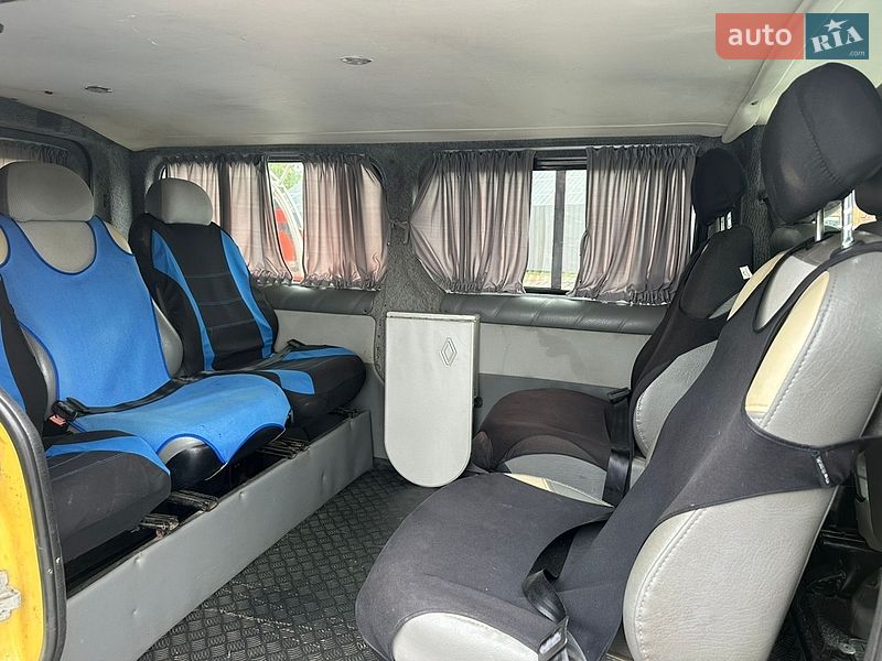 Минивэн Renault Trafic 2005 в Полтаве