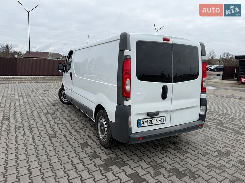 Грузовой фургон Renault Trafic 2012 в Красилове
