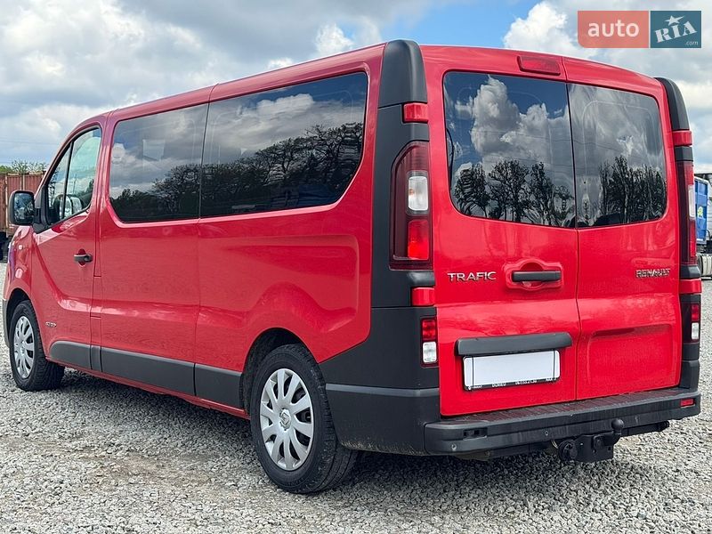 Мінівен Renault Trafic 2016 в Умані